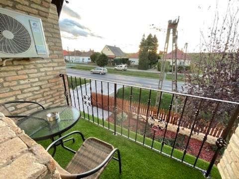 Kukorica Csarda Apartman 2 Balatonujlak Εξωτερικό φωτογραφία